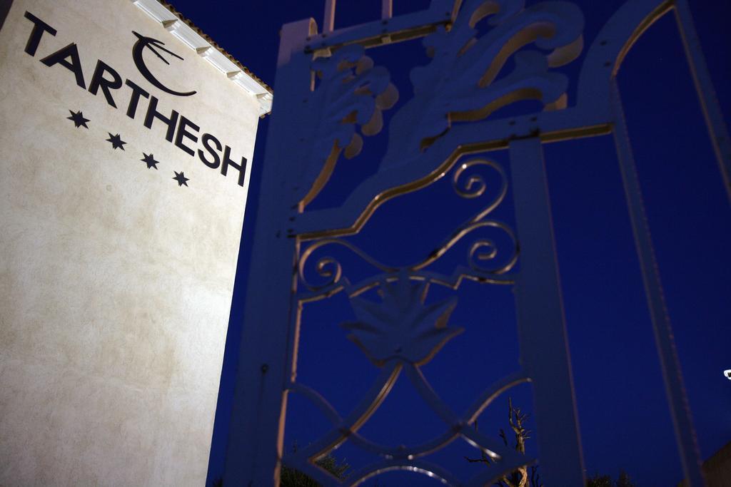 Tartheshotel Guspini Esterno foto