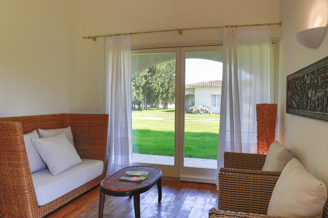 Tartheshotel Guspini Esterno foto